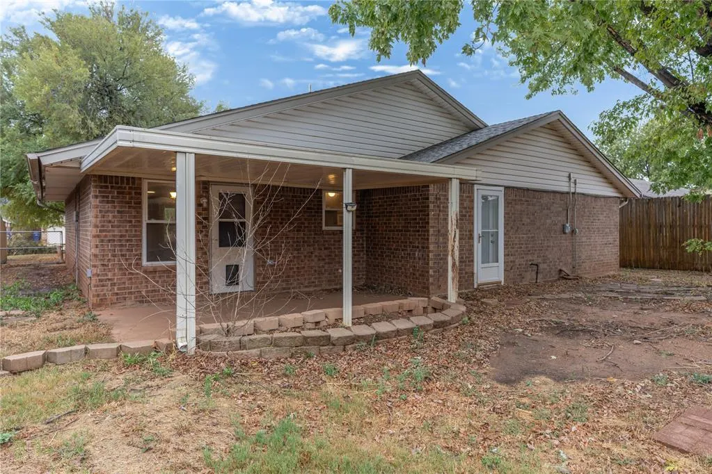Photo 34 — 10445 Dover Drive, Yukon, OK 73099