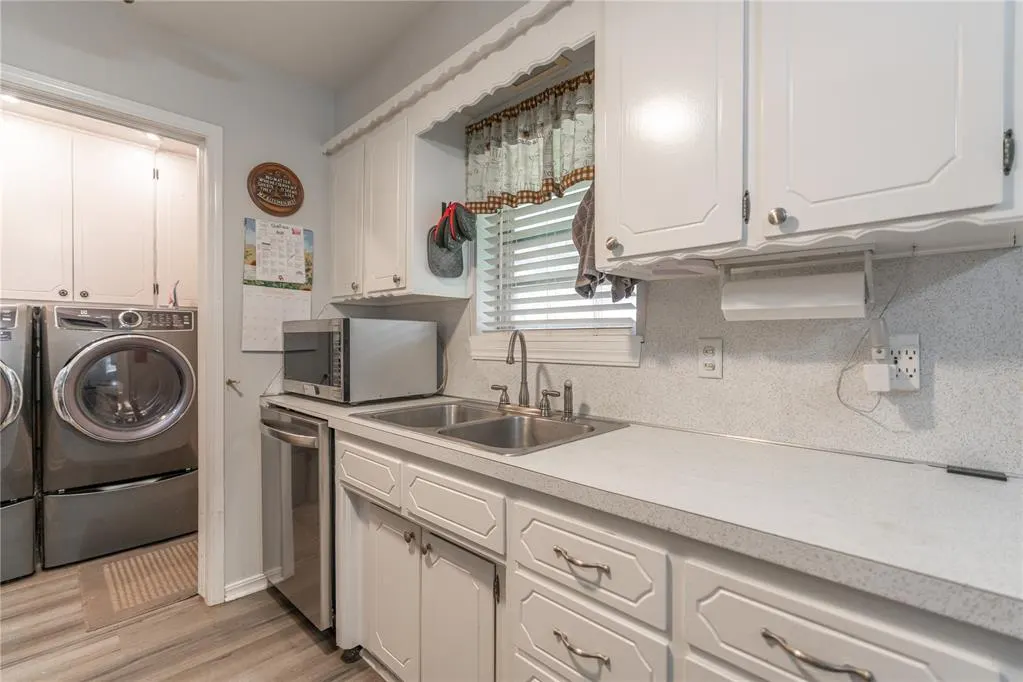 Photo 9 — 121 W Ridge Road, Norman, OK 73069
