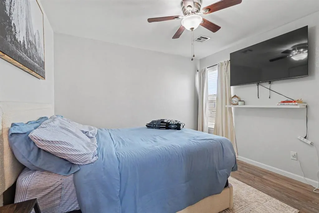 Photo 15 — 916 Danbury Place, Yukon, OK 73099