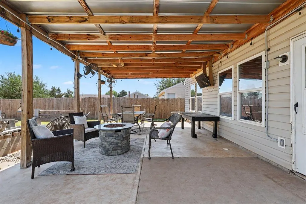 Photo 17 — 916 Danbury Place, Yukon, OK 73099