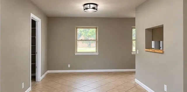 Photo 5 — 1122 E 17th Street, Chandler, OK 74834