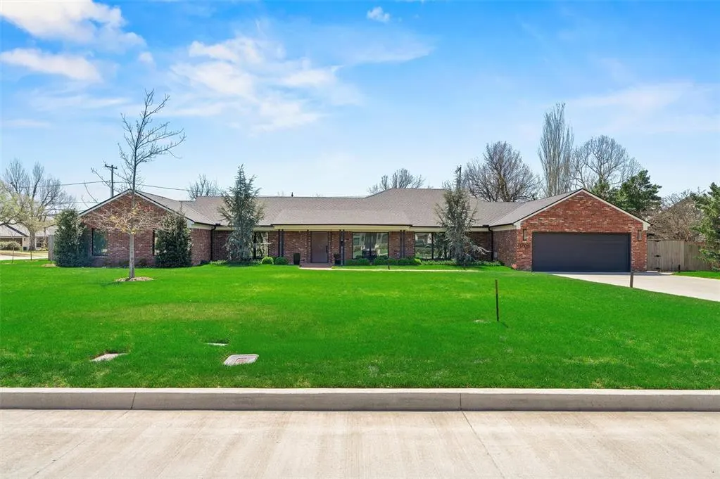 Front exterior — 1708 Randel Road, Nichols Hills, OK 73116