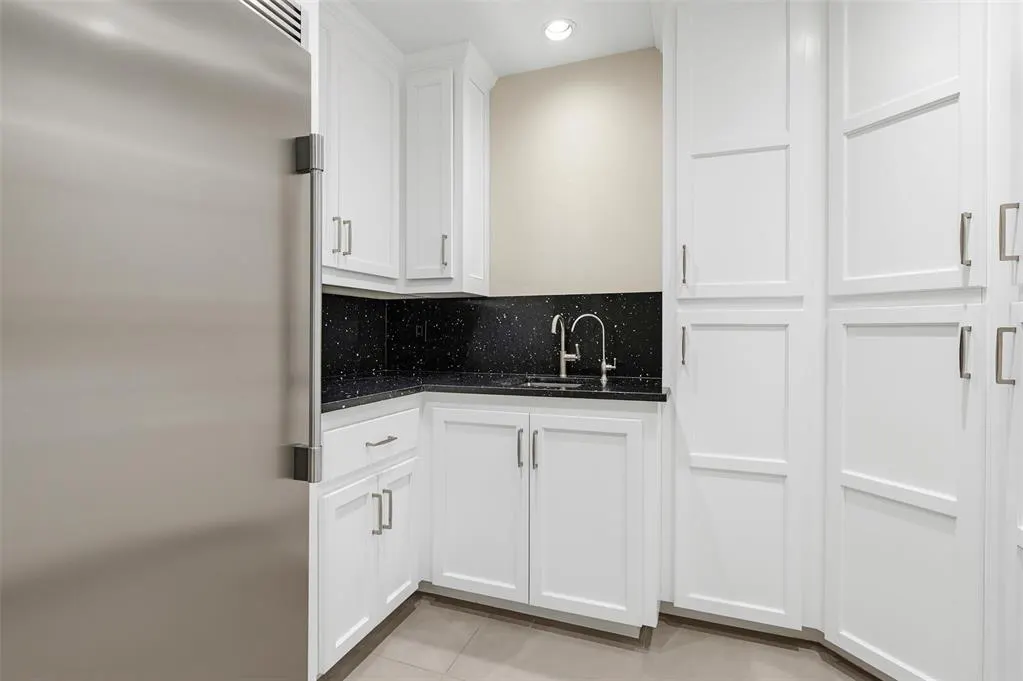 Photo 13 — 1708 Randel Road, Nichols Hills, OK 73116