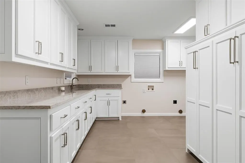 Photo 16 — 1708 Randel Road, Nichols Hills, OK 73116