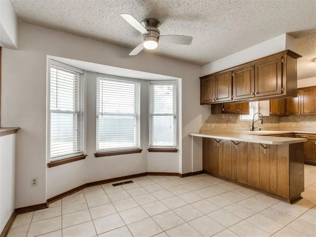 Photo 13 — 104 Redbird Circle, Midwest City, OK 73110