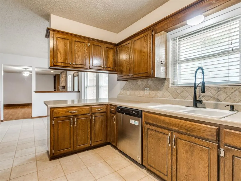 Photo 16 — 104 Redbird Circle, Midwest City, OK 73110