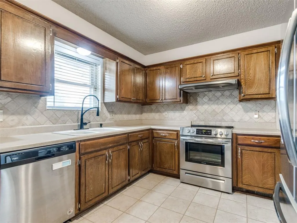 Photo 19 — 104 Redbird Circle, Midwest City, OK 73110