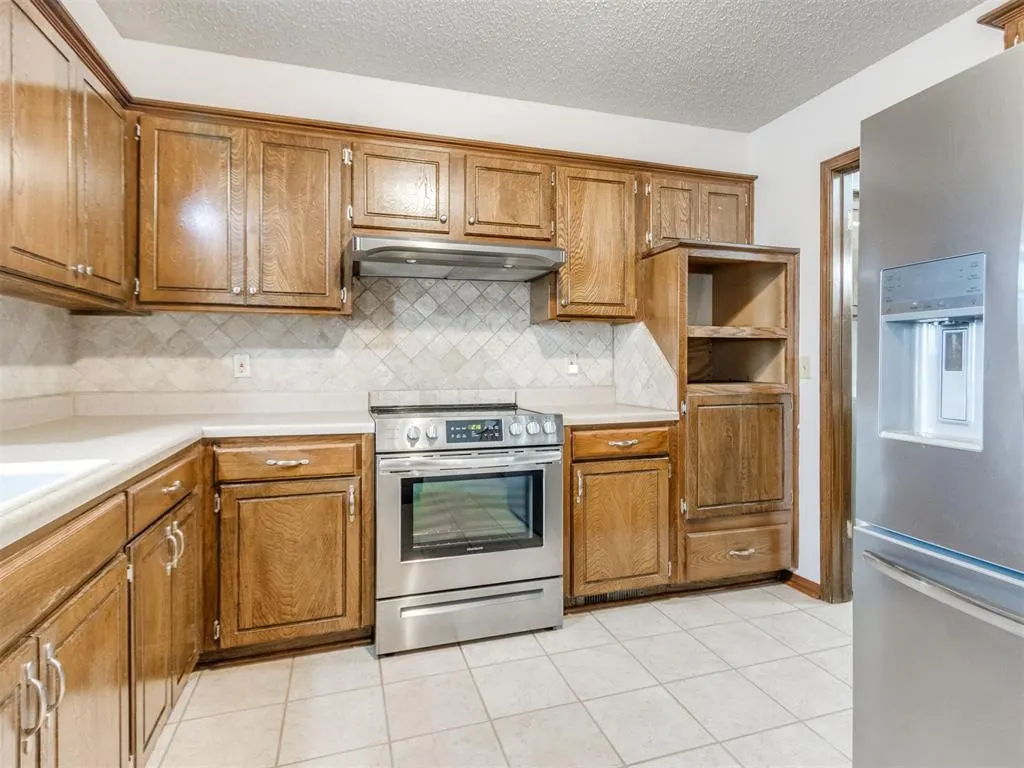 Photo 21 — 104 Redbird Circle, Midwest City, OK 73110
