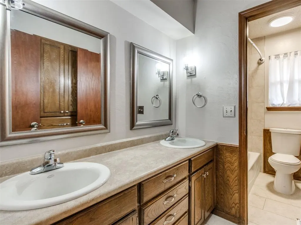 Photo 32 — 104 Redbird Circle, Midwest City, OK 73110