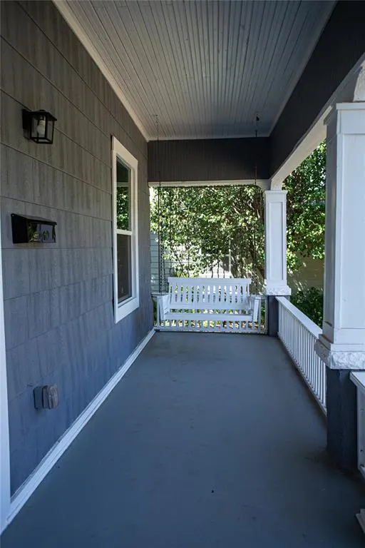 Photo 2 — 728 NW 20th Street, Oklahoma City, OK 73103