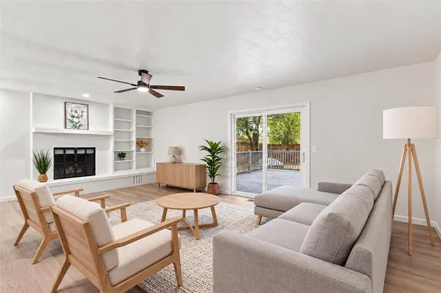 Photo 5 — 217 Elwood Drive, Edmond, OK 73013