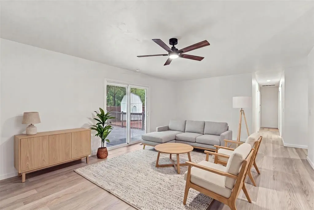 Photo 6 — 217 Elwood Drive, Edmond, OK 73013