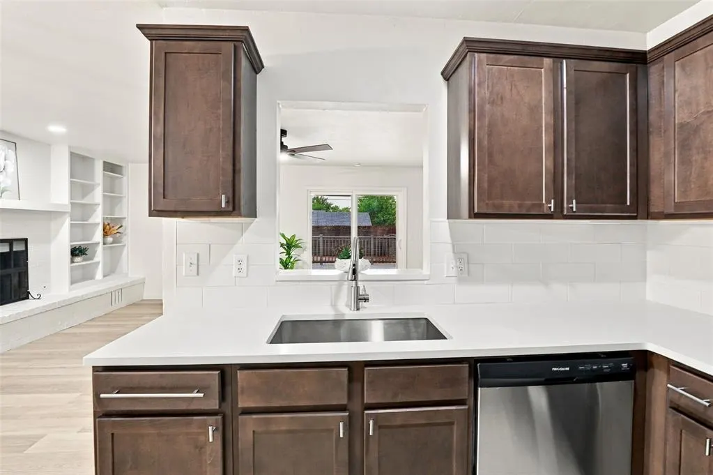 Photo 12 — 217 Elwood Drive, Edmond, OK 73013