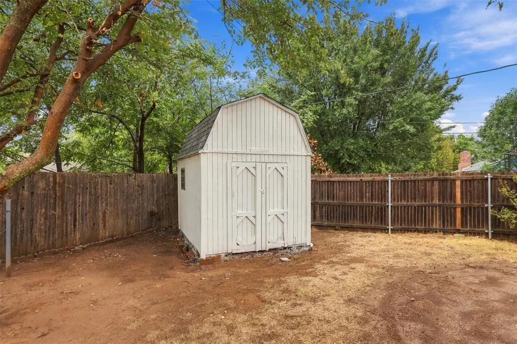 Photo 26 — 217 Elwood Drive, Edmond, OK 73013