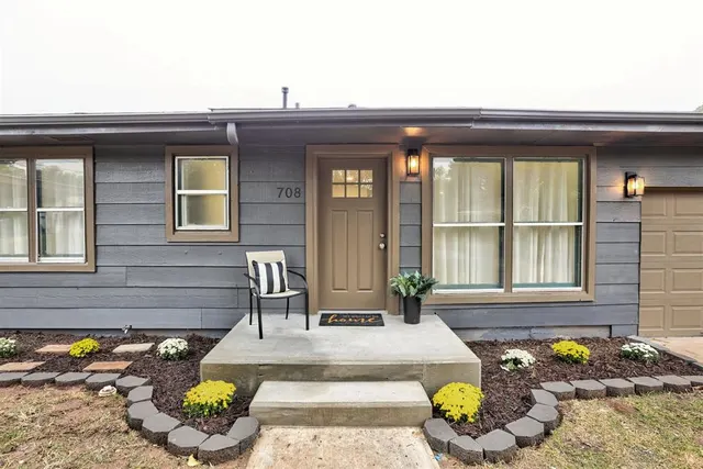 Photo 3 — 708 E Johnson Street, Norman, OK 73071