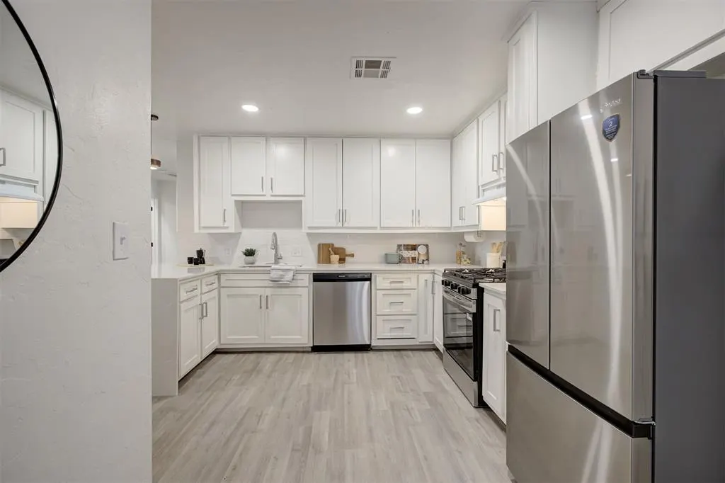 Photo 11 — 708 E Johnson Street, Norman, OK 73071