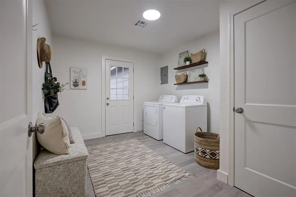 Photo 28 — 708 E Johnson Street, Norman, OK 73071