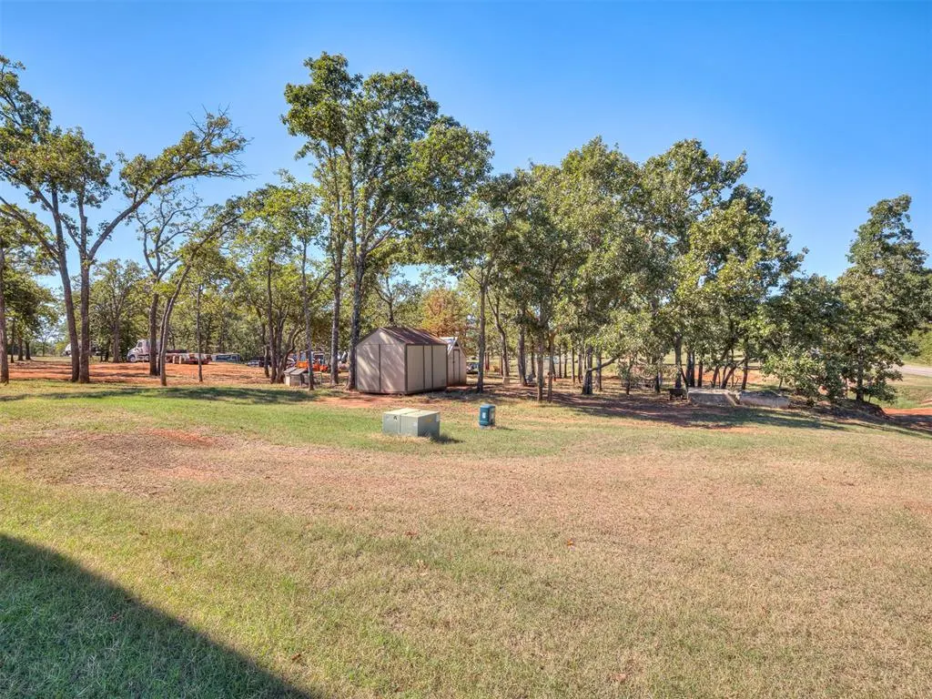 Photo 33 — 1340 S Fishmarket Road, McLoud, OK 74851