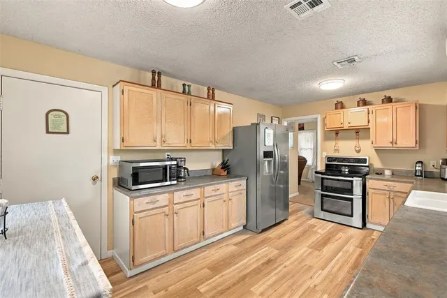 Photo 6 — 12401 S Henney Road, Oklahoma City, OK 73165