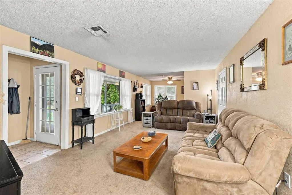 Photo 9 — 12401 S Henney Road, Oklahoma City, OK 73165