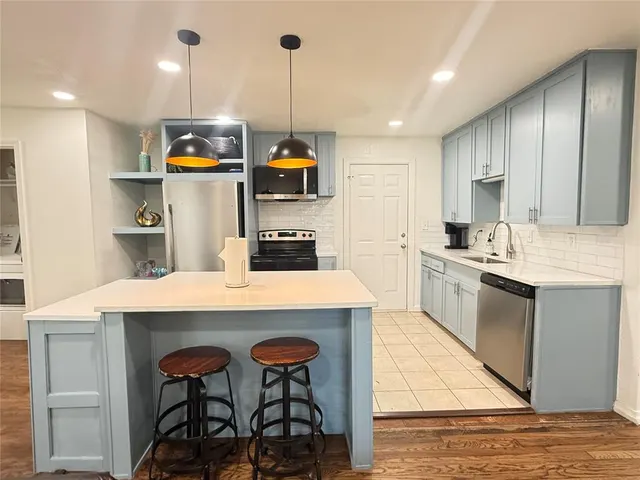 Photo 2 — 1325 SW 14th Street, Oklahoma City, OK 73108