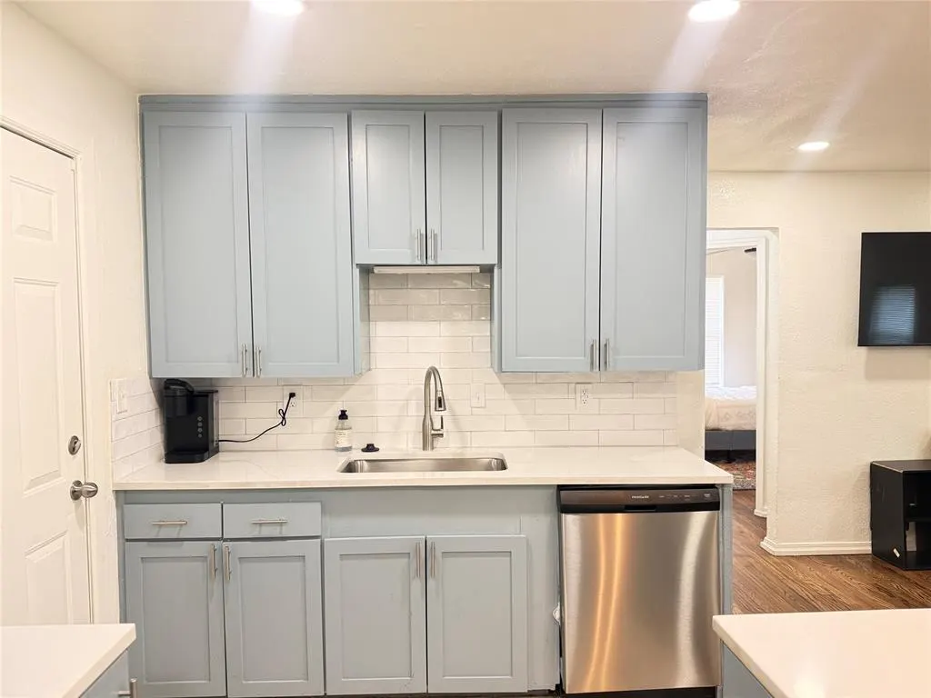Photo 8 — 1325 SW 14th Street, Oklahoma City, OK 73108