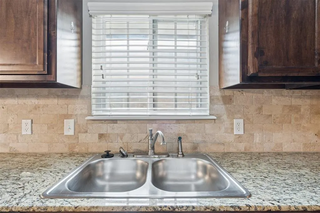 Photo 9 — 2312 NW 199th Street, Edmond, OK 73012