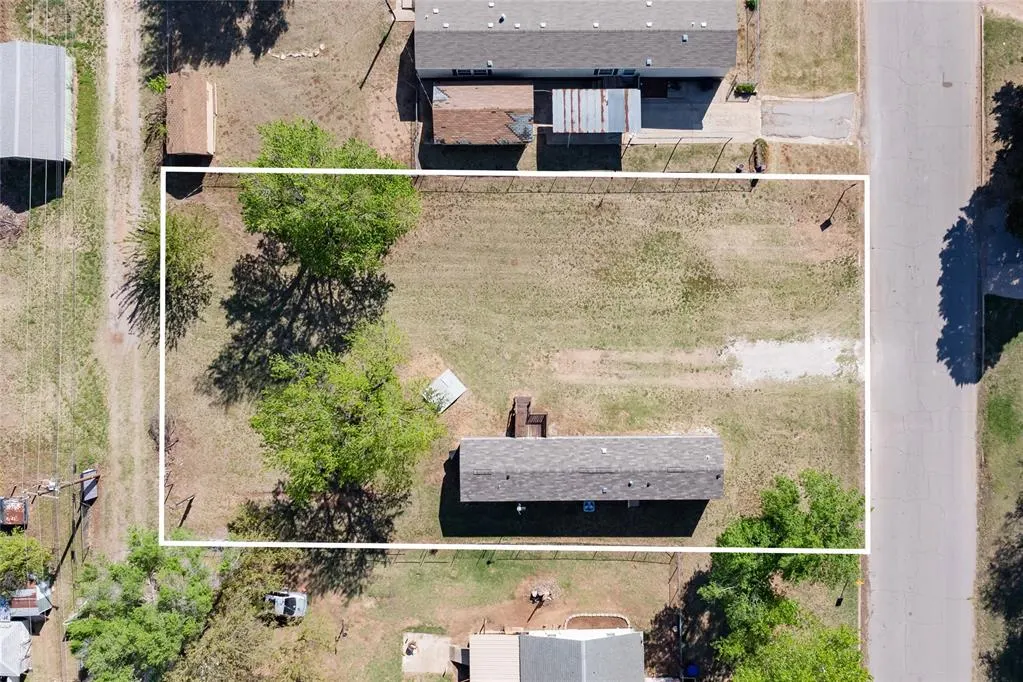 Photo 21 — 716 W 2nd Street, Watonga, OK 73772