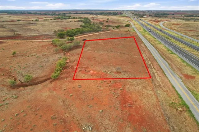 Photo 2 — S Frontage Road, Sayre, OK 73662