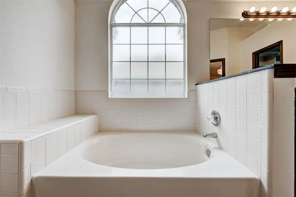 Photo 30 — 3909 Brunswick Lane, Norman, OK 73072