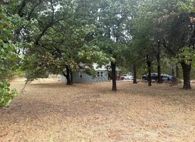 Photo 2 — 106 W Central Avenue, Carney, OK 74832
