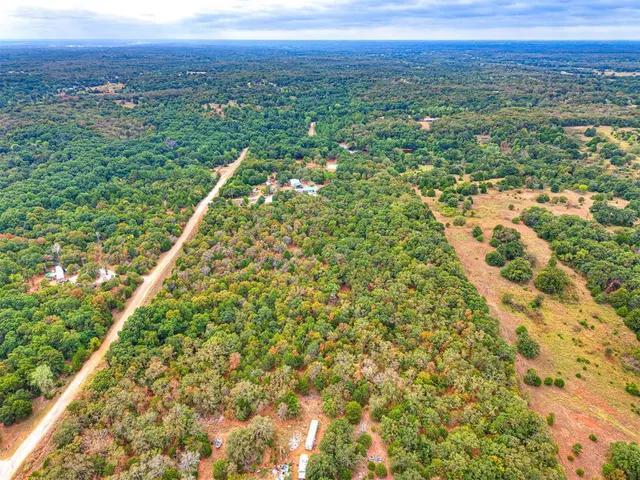 Photo 4 — 8750 Bounbonais Creek Road, Lexington, OK 73051