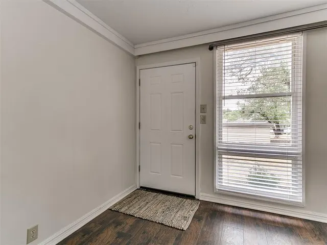 Photo 3 — 3009 Pioneer Street, Oklahoma City, OK 73107
