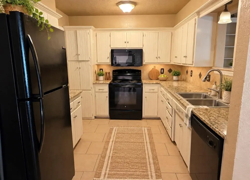 Photo 6 — 12508 Pine Bluff Drive, Oklahoma City, OK 73142