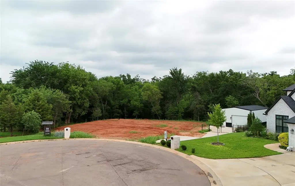 Photo 18 — 14285 Fox Lair Lane, Edmond, OK 73025