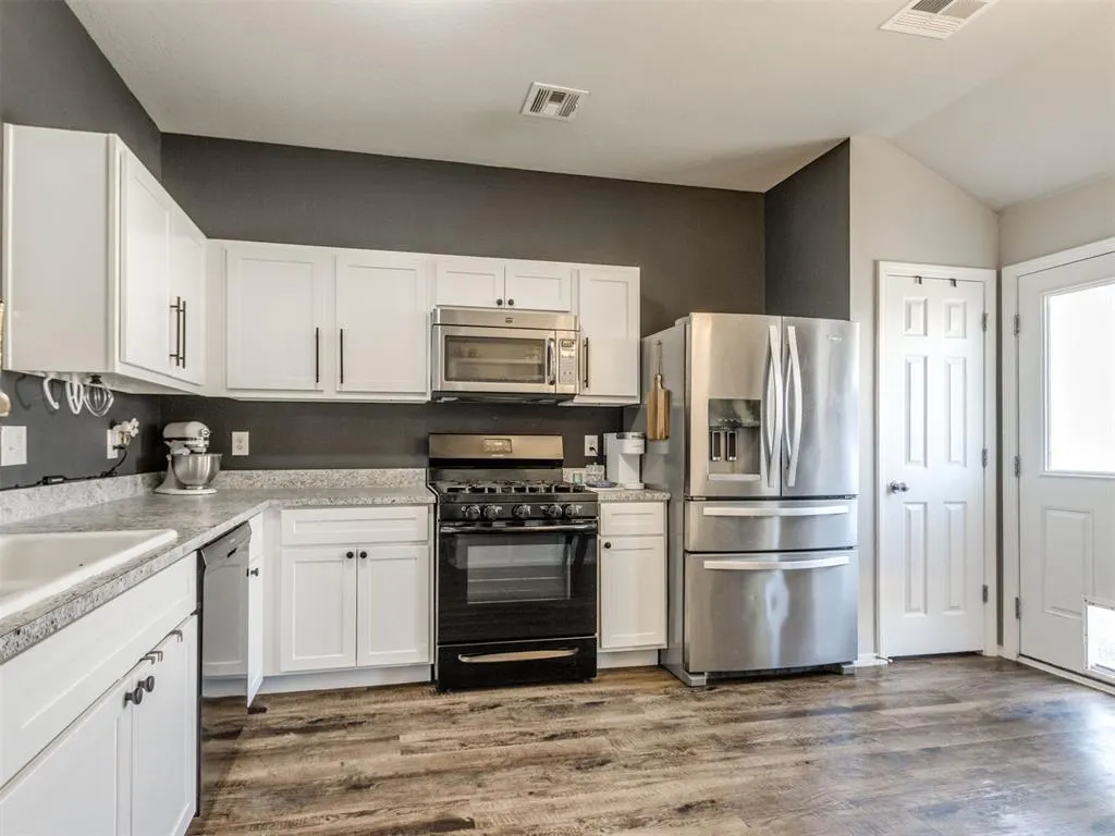 Photo 15 — 1325 Peridot Lane, Noble, OK 73068