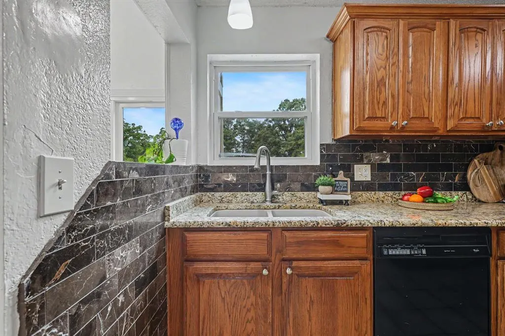 Photo 12 — 7600 N Post Road, Oklahoma City, OK 73084
