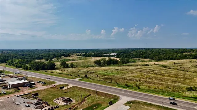 Photo 8 — 4416 S Perkins Road, Stillwater, OK 74074