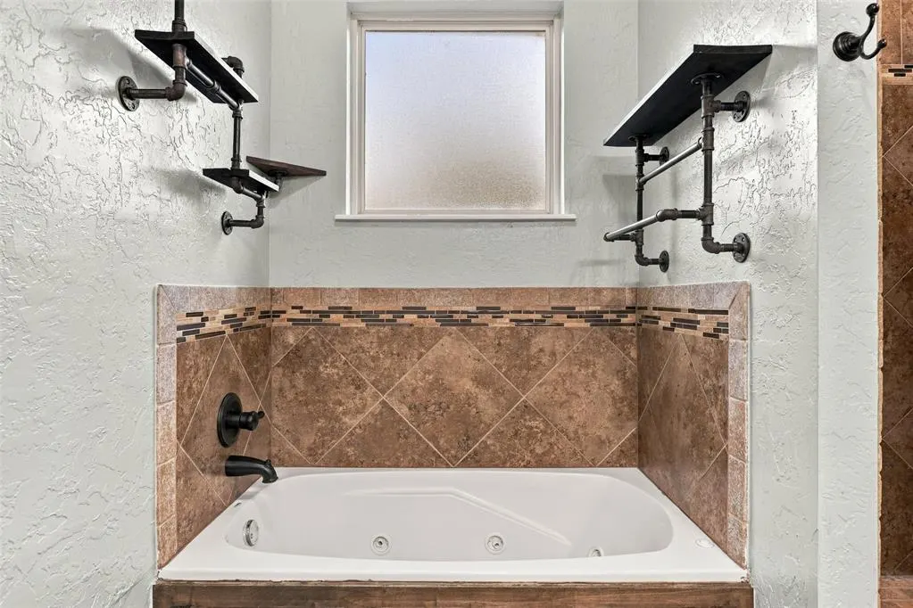 Photo 24 — 2800 SE 11th Street, Moore, OK 73160