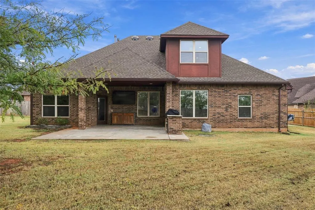 Photo 36 — 2800 SE 11th Street, Moore, OK 73160