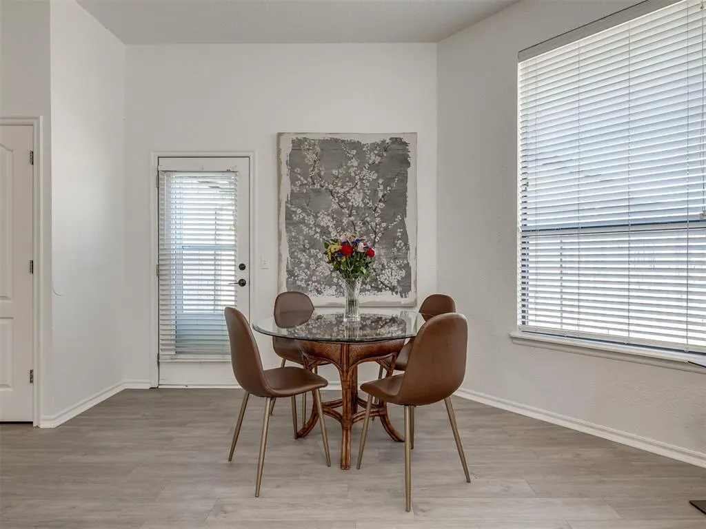 Photo 6 — 3833 Ives Way, Norman, OK 73072