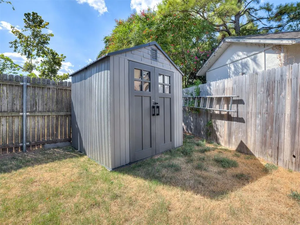 Photo 21 — 3833 Ives Way, Norman, OK 73072