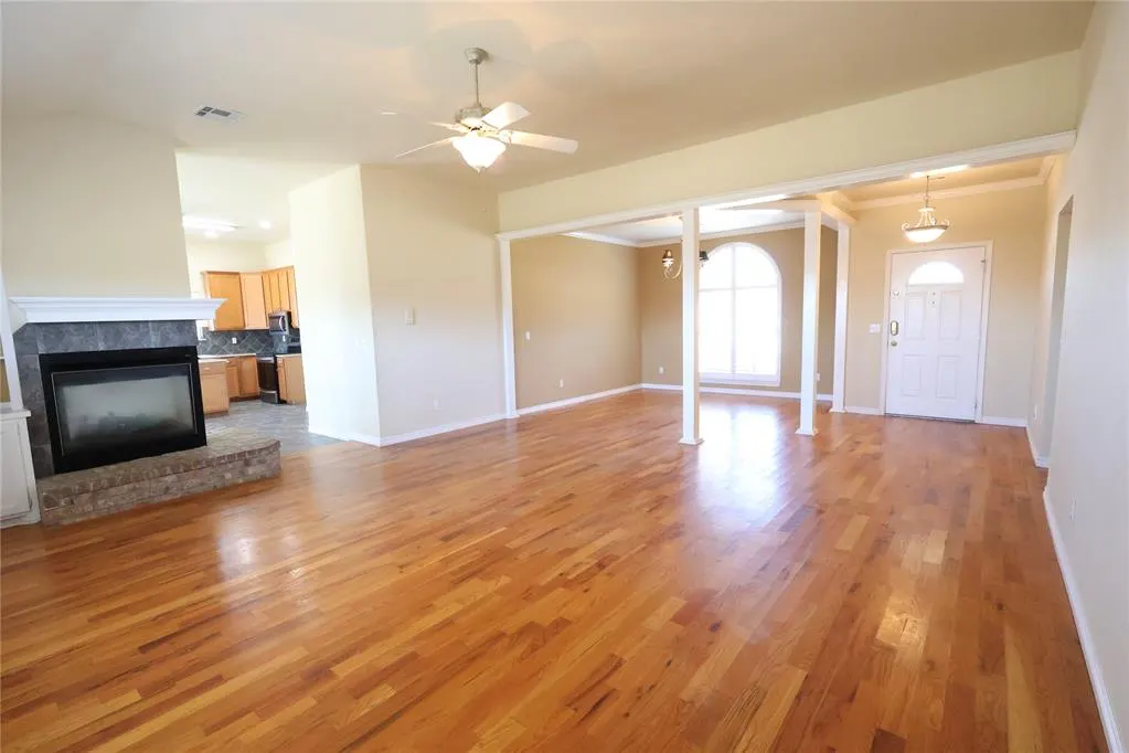 Photo 11 — 1300 Camelot Court, Shawnee, OK 74804