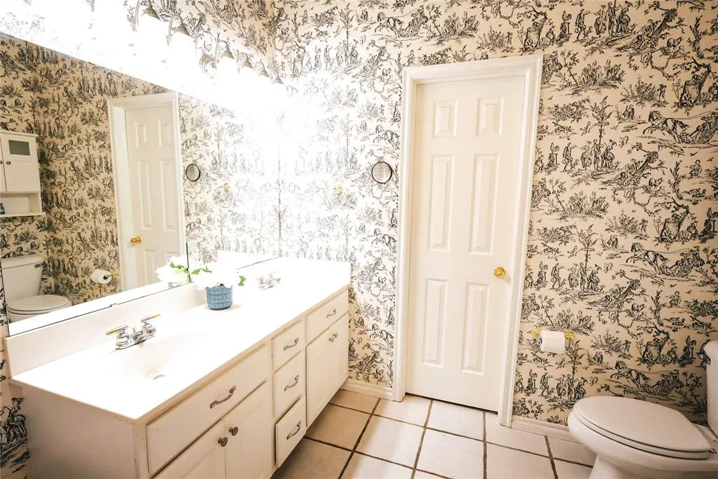 Photo 20 — 1300 Camelot Court, Shawnee, OK 74804