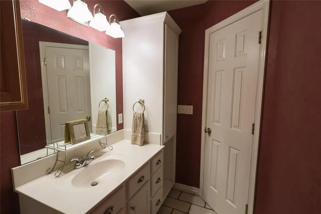 Photo 27 — 1300 Camelot Court, Shawnee, OK 74804
