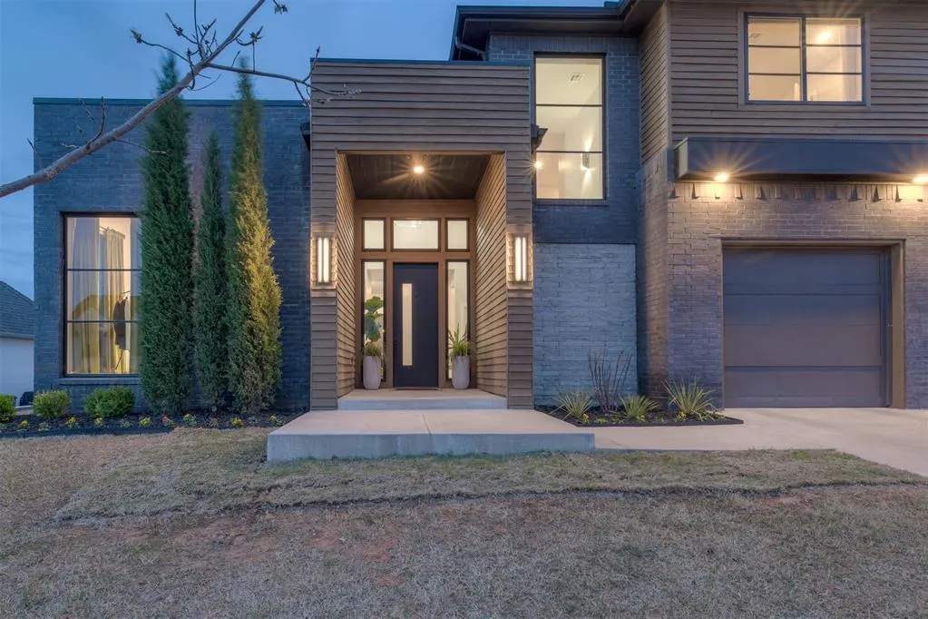 Photo 2 — 2924 Sandstone Ridge, Edmond, OK 73034