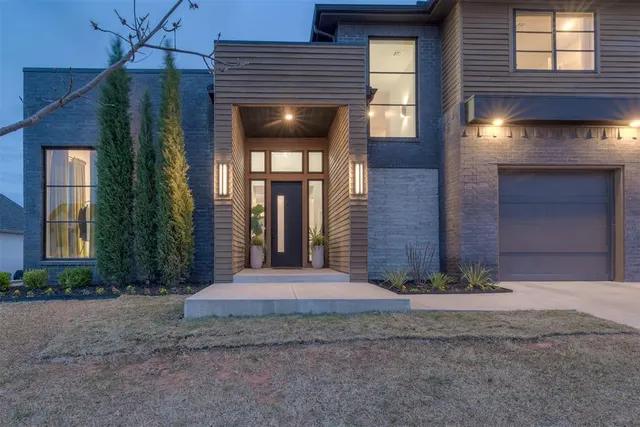 Photo 2 — 2924 Sandstone Ridge, Edmond, OK 73034
