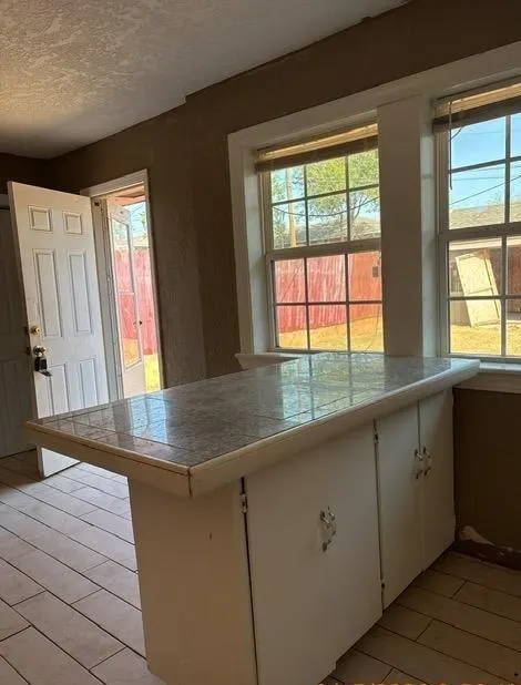Photo 3 — 1105 Nowahy Avenue, Clinton, OK 73601