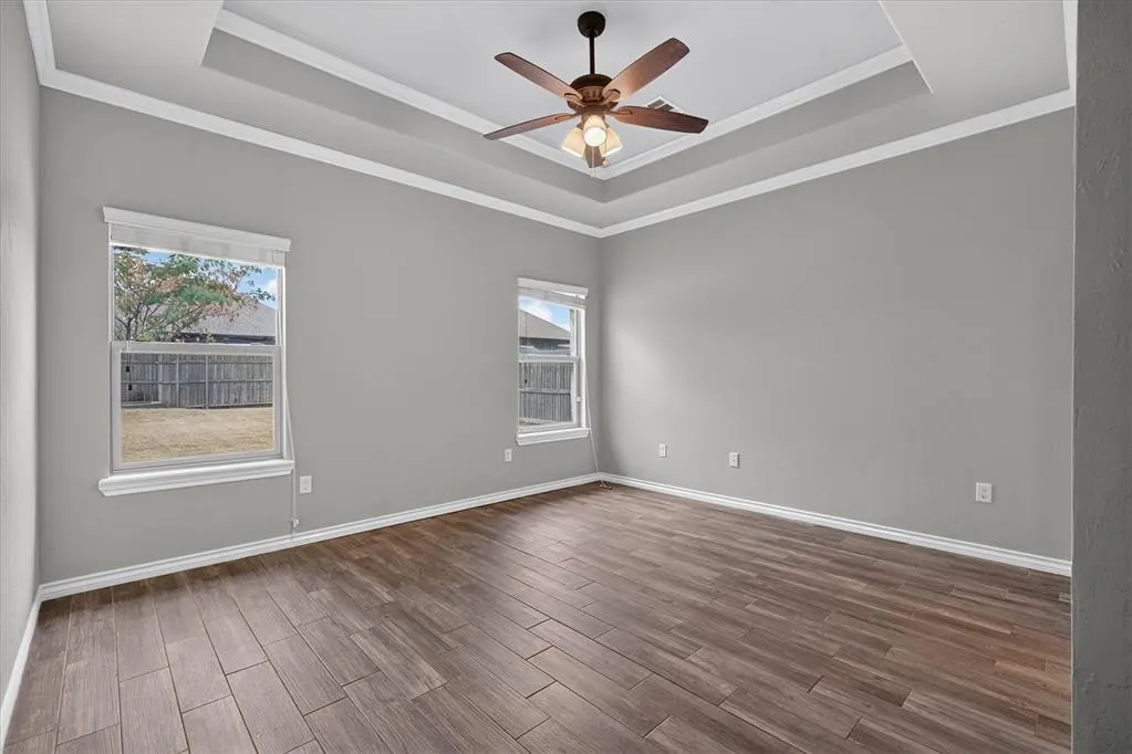 Photo 14 — 20550 Pioneer Drive, Harrah, OK 73045