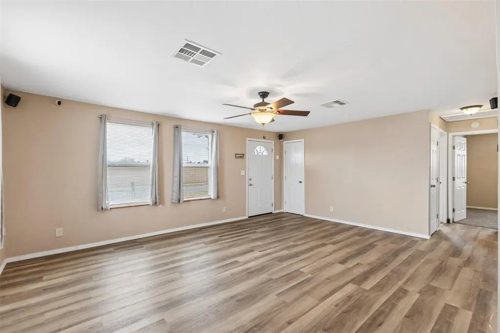 Photo 4 — 230 SE 60th Street, Oklahoma City, OK 73149